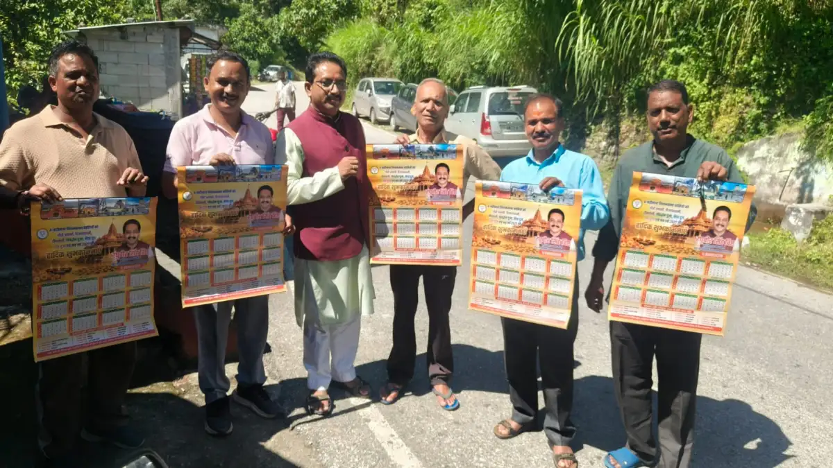 सेवा संकल्प यात्रा के तहत वरिष्ठ कार्यकर्ताओं के घर- घर पहुंचे रघुबीर सिंह बिष्ट